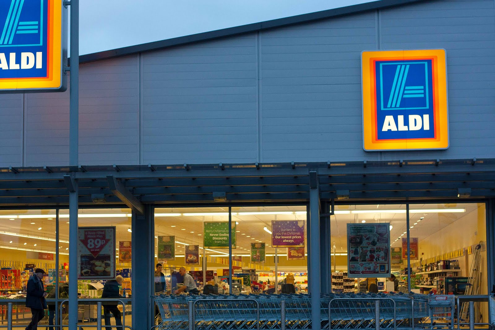 Aldi scotland tesco bathgate