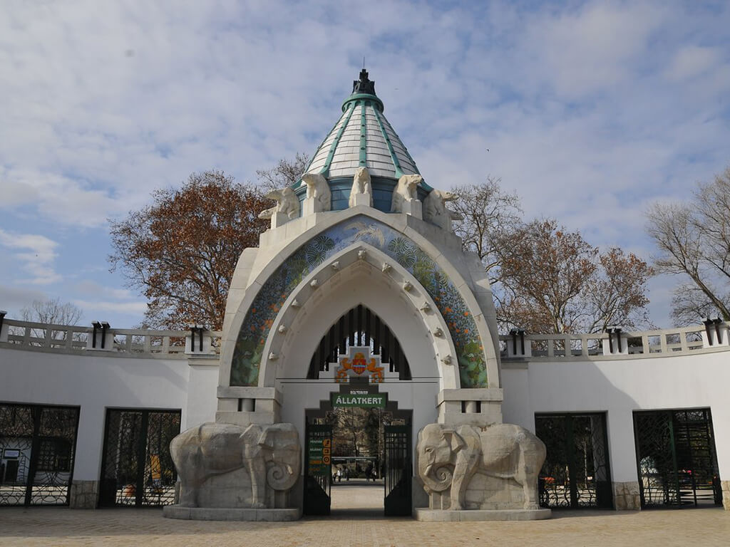 EXPERIENCE AND ADVENTURE IN BUDAPEST "A LA BENCZÚR HOTEL